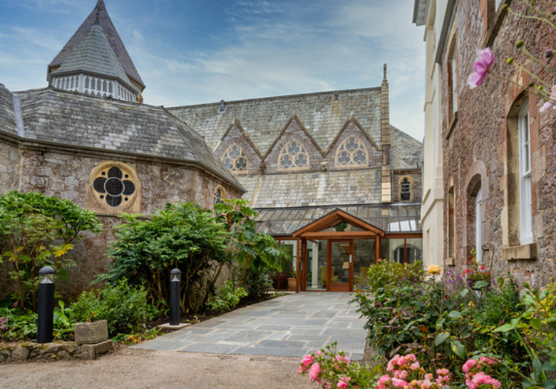 The Priory 12 600X400 Bf06395