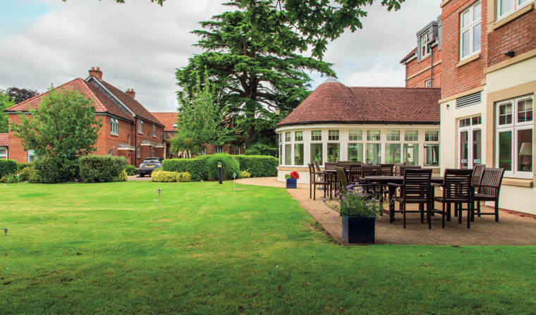 Blagdon Village Retirement Villages In Taunton Garden And Seating