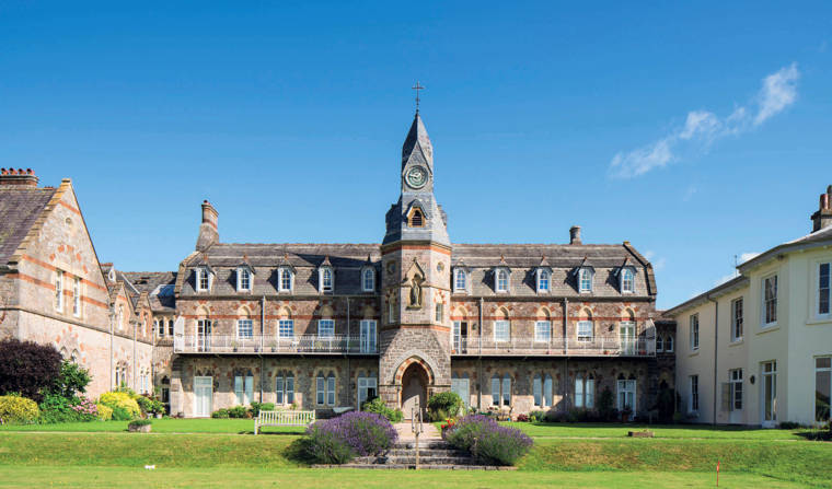 The Priory Retirement Villages In Newton Abbot Devon Main House