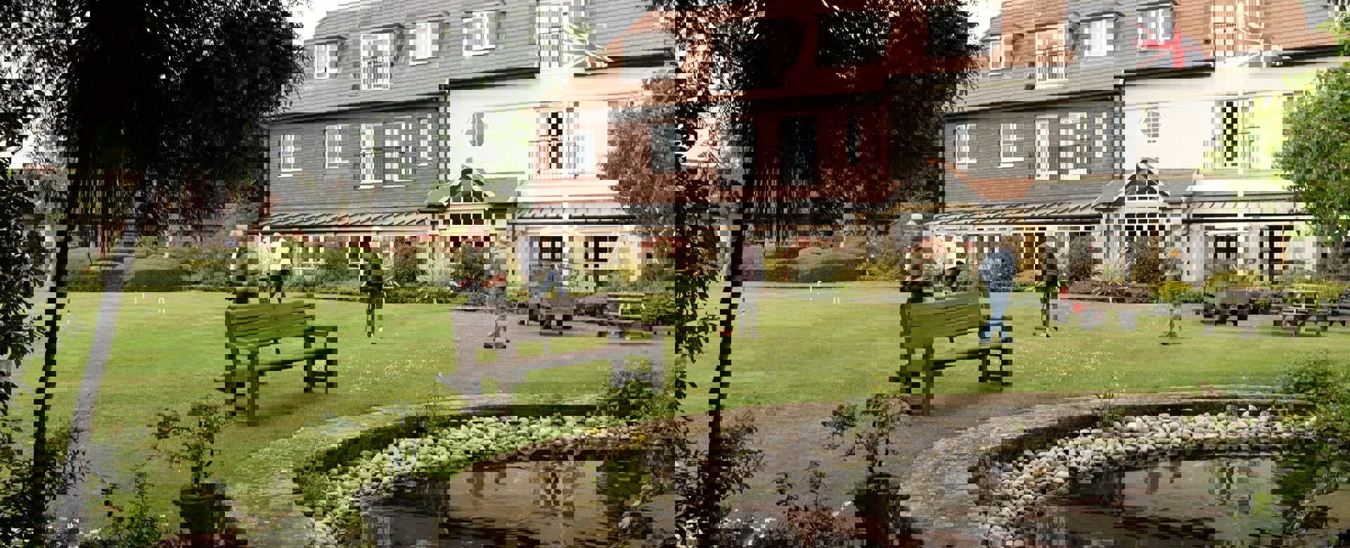 35 ELMBRIDGE